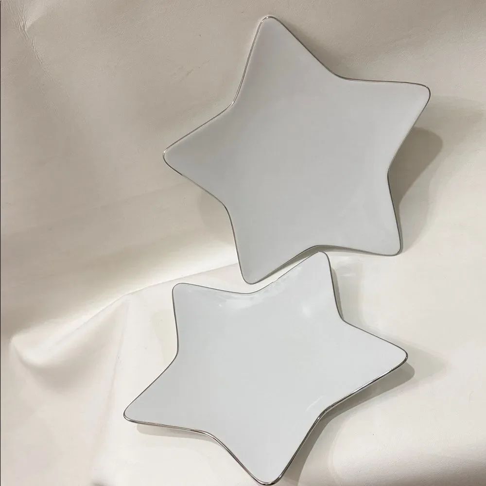 St. Nicholas Square White Silver Star Christmas Holiday Dinnerware 10 3/4 Plate